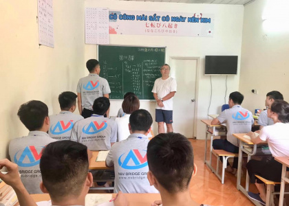 Buổi giao lưu đoàn sinh viên Nhật Bản với học viên trung tâm N&V Giáo Dục.